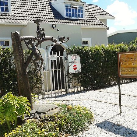 Jembjo'S Knysna Lodge & Backpackers Zewnętrze zdjęcie