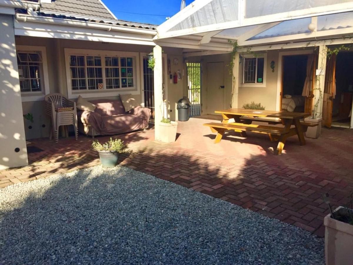 Jembjo'S Knysna Lodge & Backpackers Zewnętrze zdjęcie