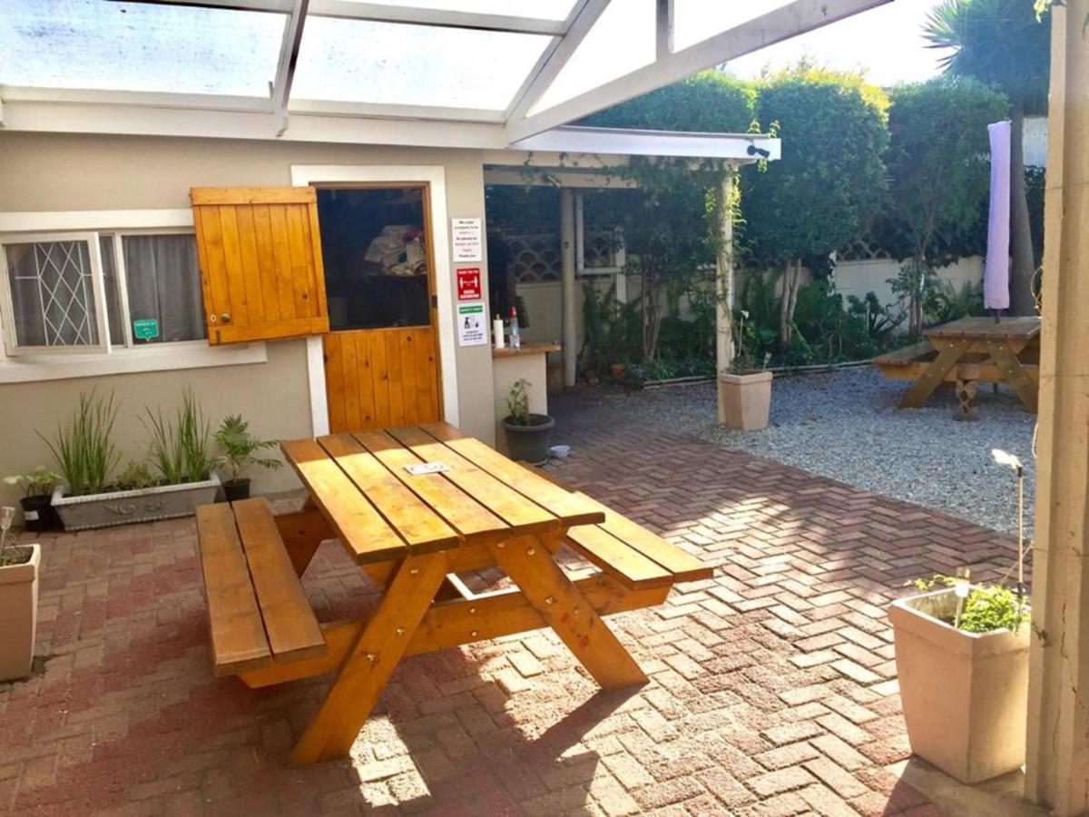 Jembjo'S Knysna Lodge & Backpackers Zewnętrze zdjęcie