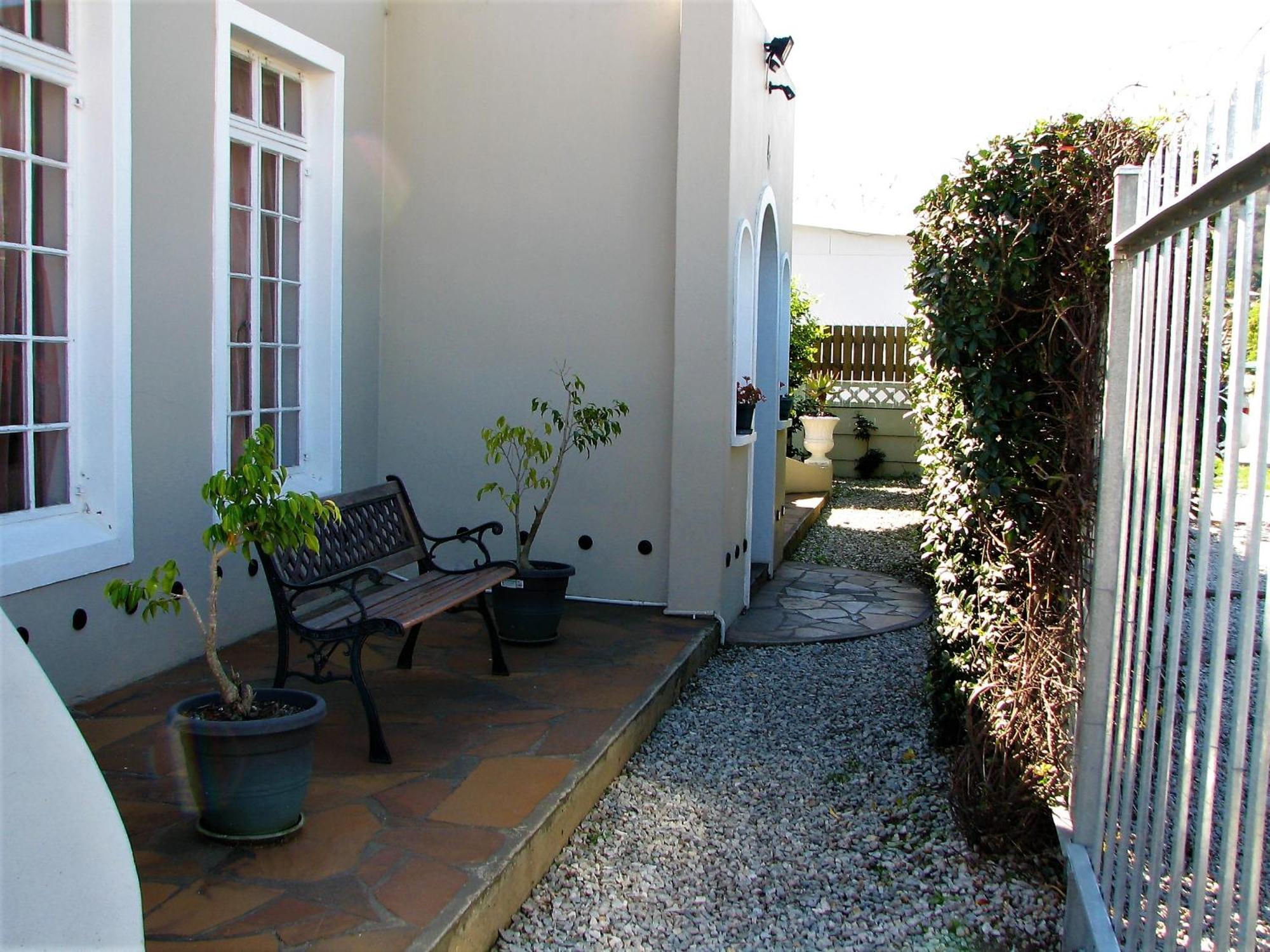 Jembjo'S Knysna Lodge & Backpackers Zewnętrze zdjęcie