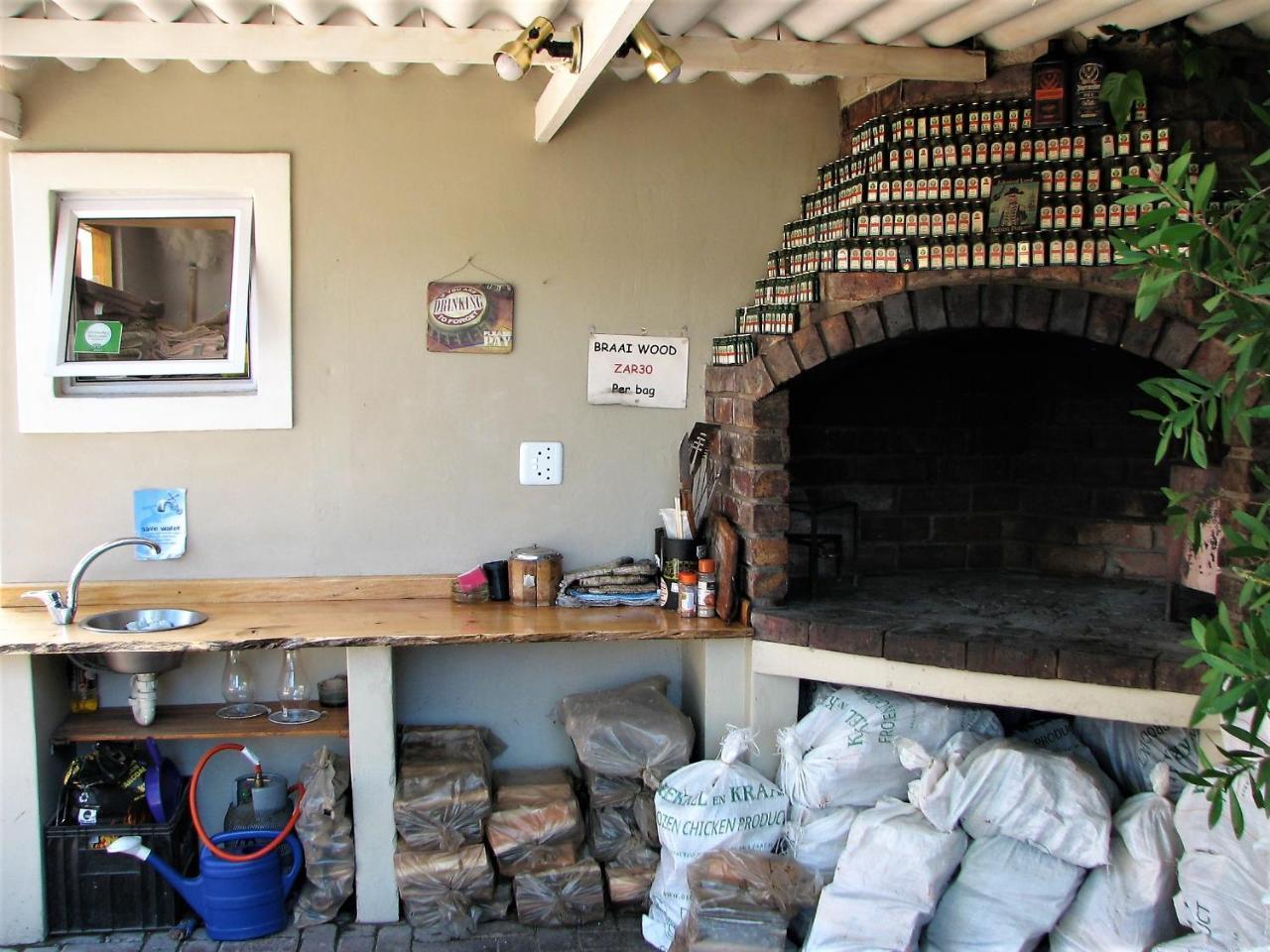 Jembjo'S Knysna Lodge & Backpackers Zewnętrze zdjęcie